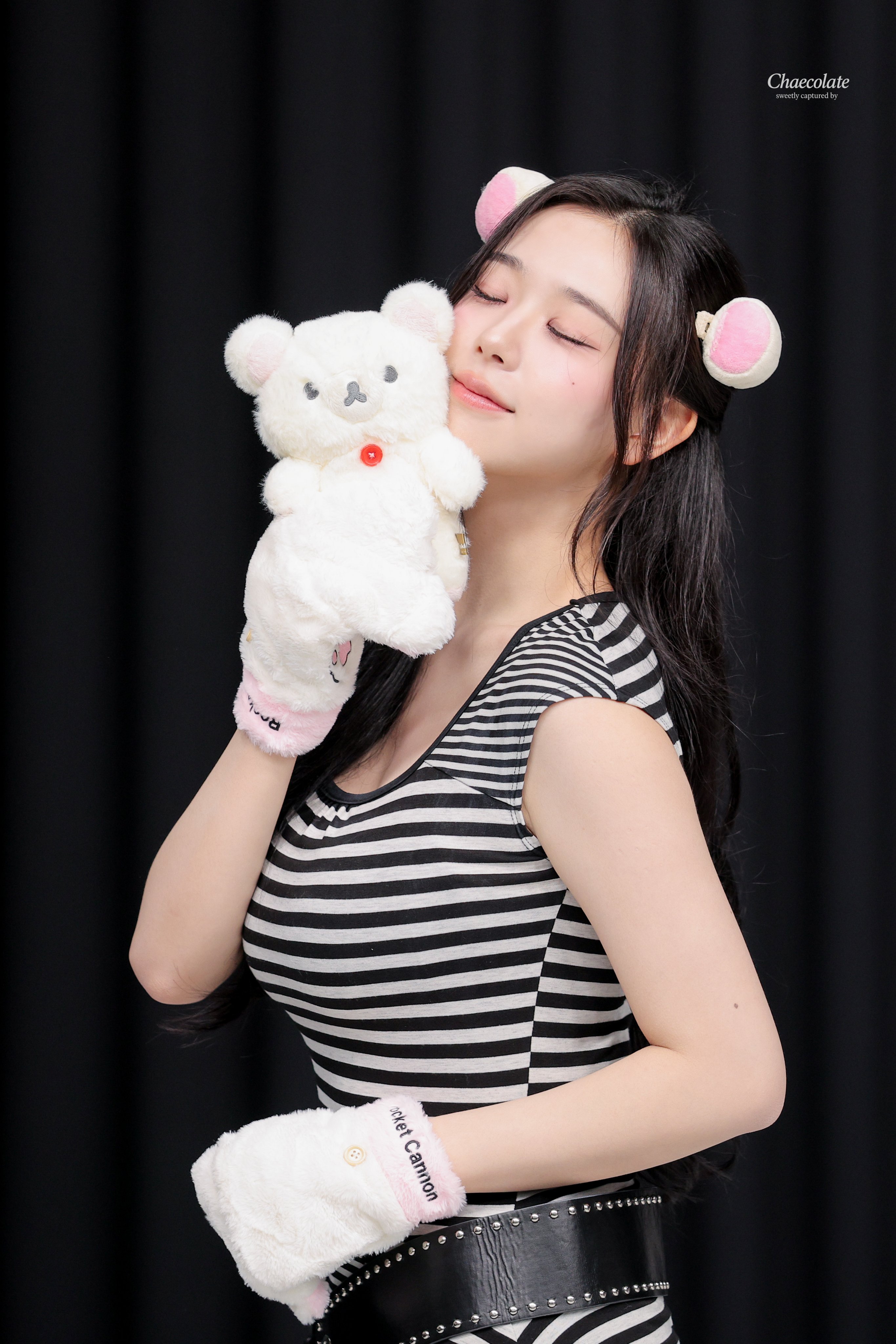 어제자 팬사인회 김채연 1
