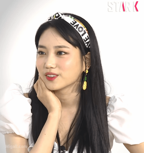 다이아 멤버들 의상 11