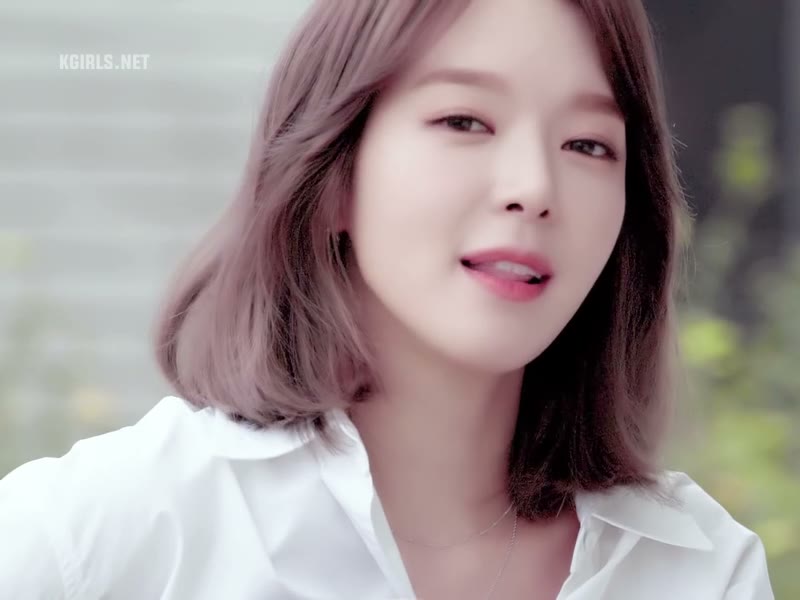 오랜만에 모습을 공개한 AOA 초아 근황